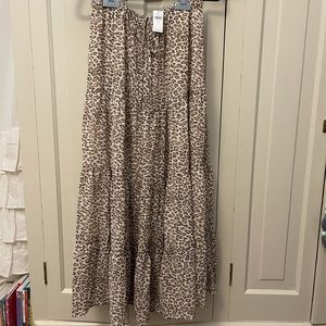 ***NWT Leopard Print Maxi Skirt*** 🐆 rawr
